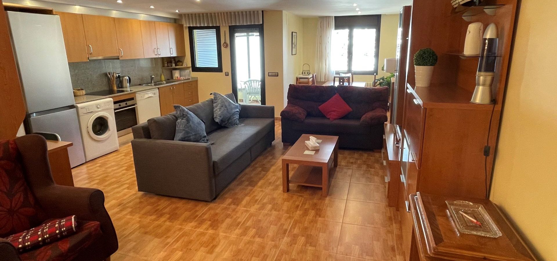 salon-comedor-vista-panoramica-hotel-les-truites-pas-de-la-casa-andorra salon-comedor-vista-panoramica-hotel-les-truites-pas-de-la-casa-andorra